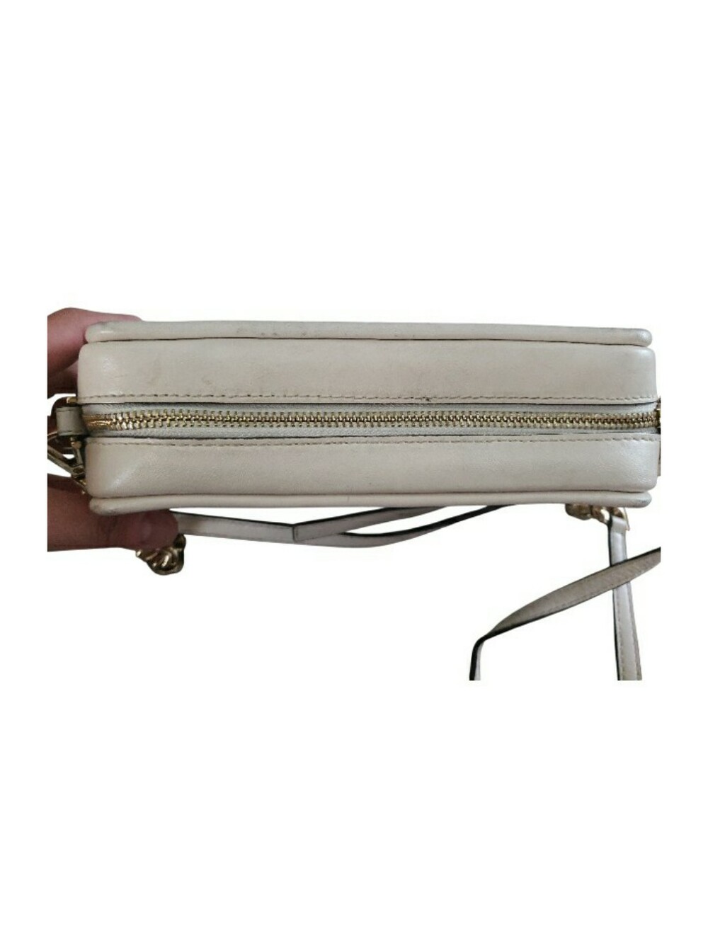 Michael Kors Crossbody - Picture 5 of 16